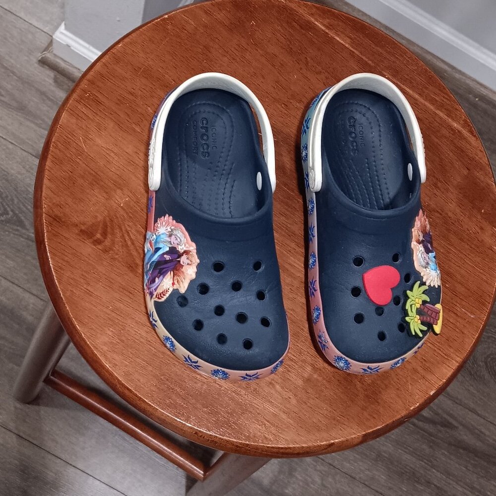Disney Frozen II Iconic Comfort Crocs / Little Kid size 12 - Picture 3 of 9